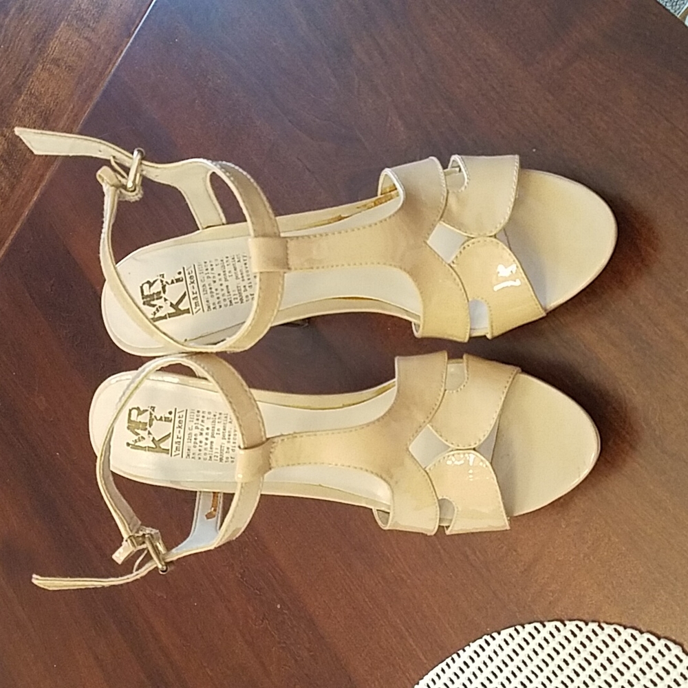Nude patent platform sandals